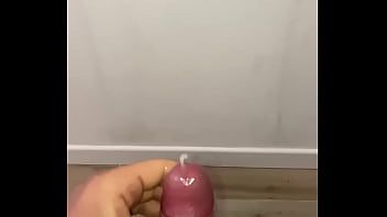play Slow-motion cumshot in the bathroom