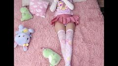 Jouer Teen Petite Creampie Compilation avec bas et culotte