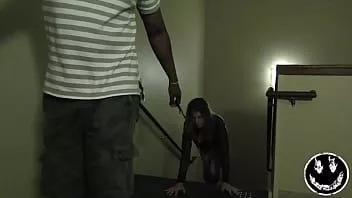 Abspielen Lauren de Wynter ist eine böse weiße Milf, die es liebt, von schwarzen Männern dominiert zu werden mit einer Gesichtsbehandlung.... das ist wenig.........