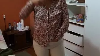 Putar Kompilasi momen erotis ibu berbulu, istri dewasa, nenek yang menggairahkan, eksibisionis - ardientes69