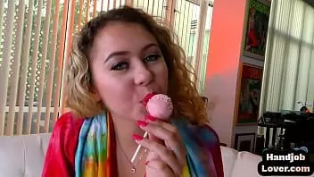 play Pov petite hj liefhebbende tiener praat vies terwijl ze harde lul aftrekt