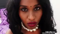 play Roleplay Impregnasi dengan India Milf Lily Singh