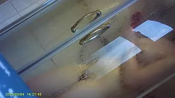 Redare Îmi spionez colegul de cameră la duș 3.3