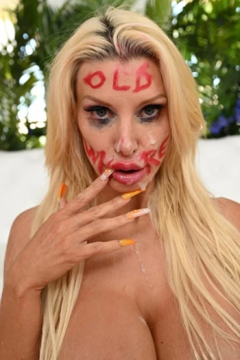 Bintang porno Brittany Andrews