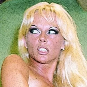 পর্নস্টার Kelly Trump