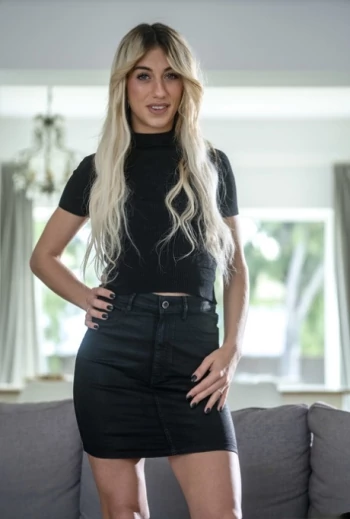 Порнозвезда Megane Lopez