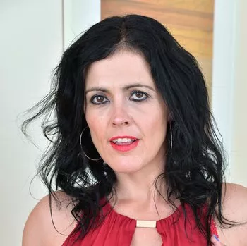 পর্নস্টার Montse Swinger